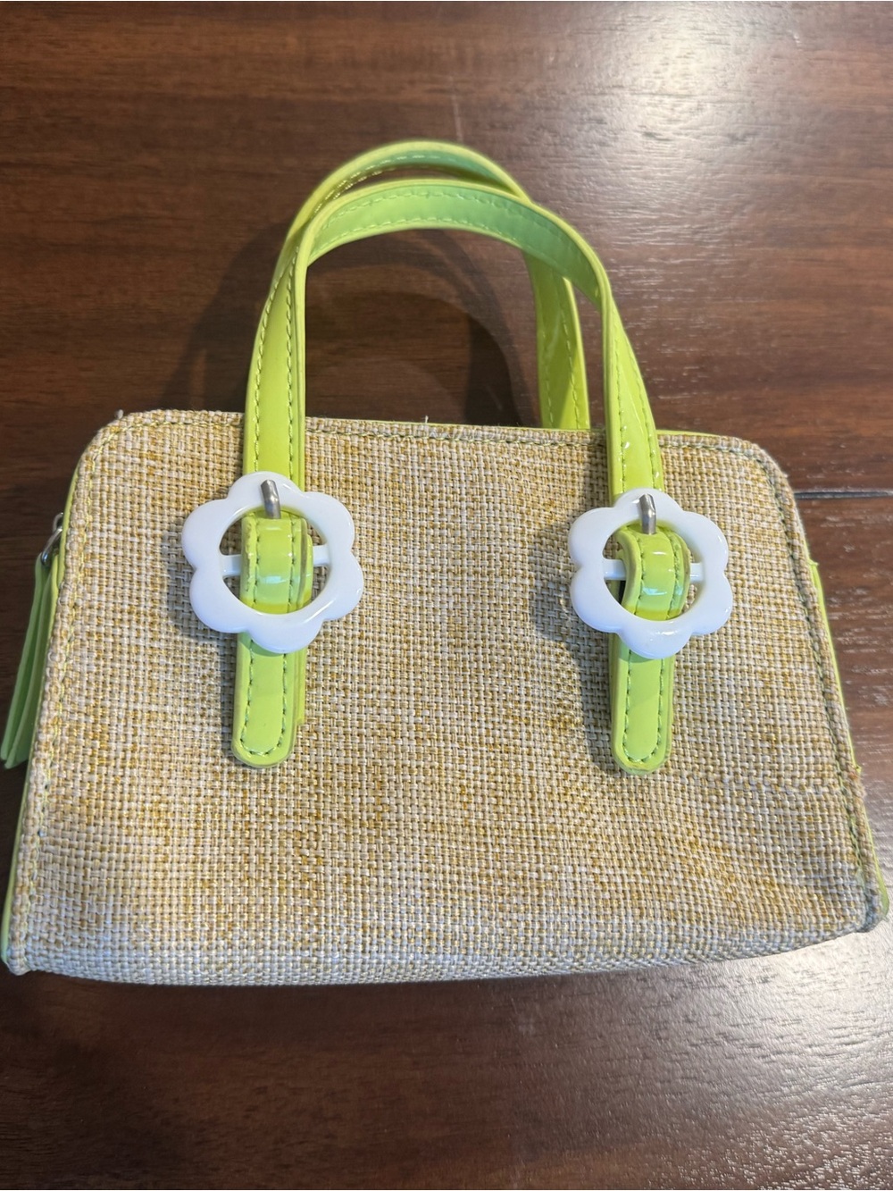 Urban Outfitters Retro Lime Green Straw Mini Satchel - Like New Y2K Vibe! 🪻🌼